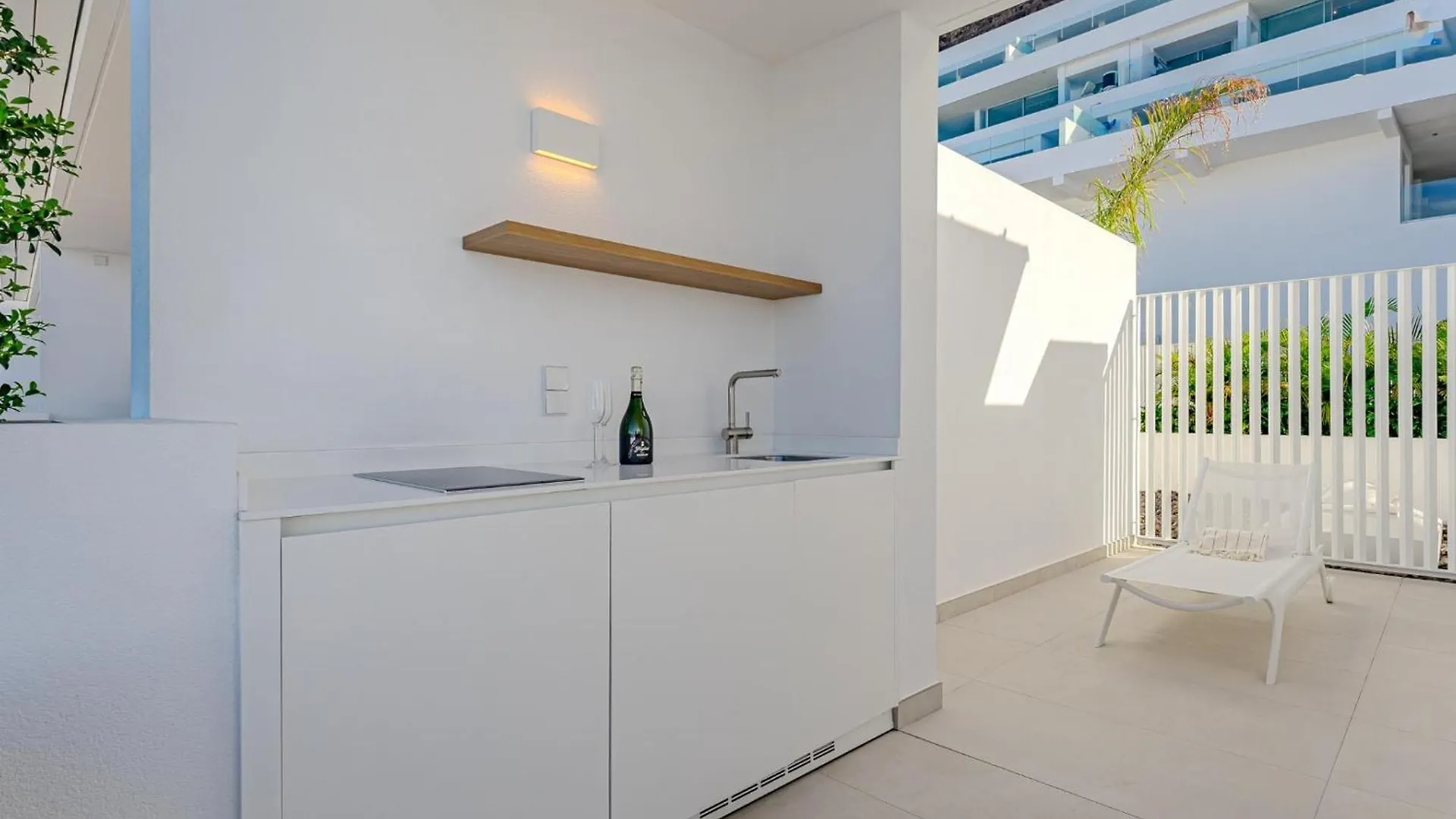 Aquasuites Luxury Penthouse A03 Acantilado de los Gigantes 0*,