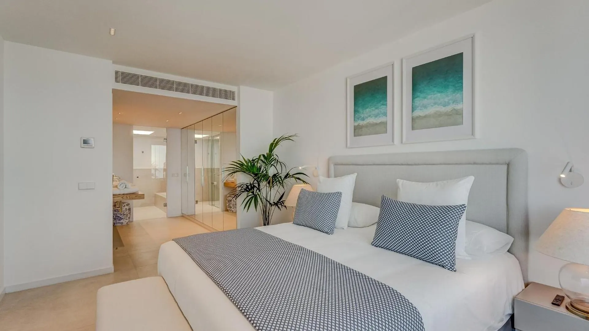 Aquasuites Luxury Penthouse A03 Acantilado de los Gigantes Apartment