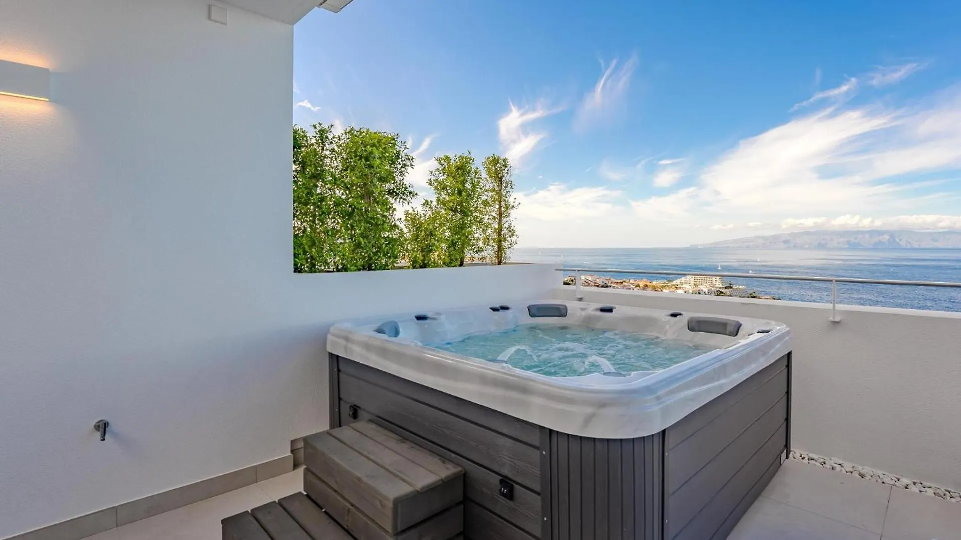 Apartment Aquasuites Luxury Penthouse A03 Acantilado de los Gigantes