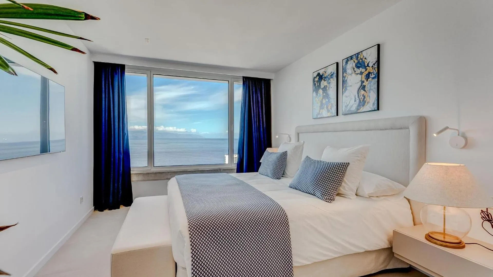 Aquasuites Luxury Penthouse A03 Acantilado de los Gigantes Apartment